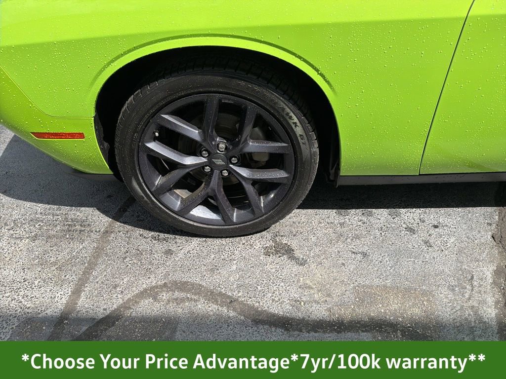 Certified 2023 Dodge Challenger SXT w/ Blacktop Package image 9