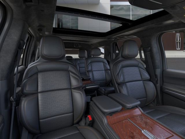 New 2025 Lincoln Navigator Black Label image 10