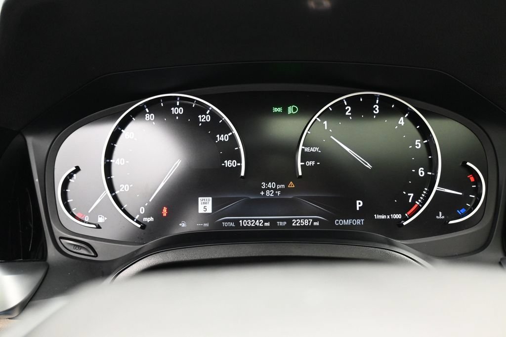 Used 2020 BMW 330i Sedan w/ Convenience Package RWD image 30