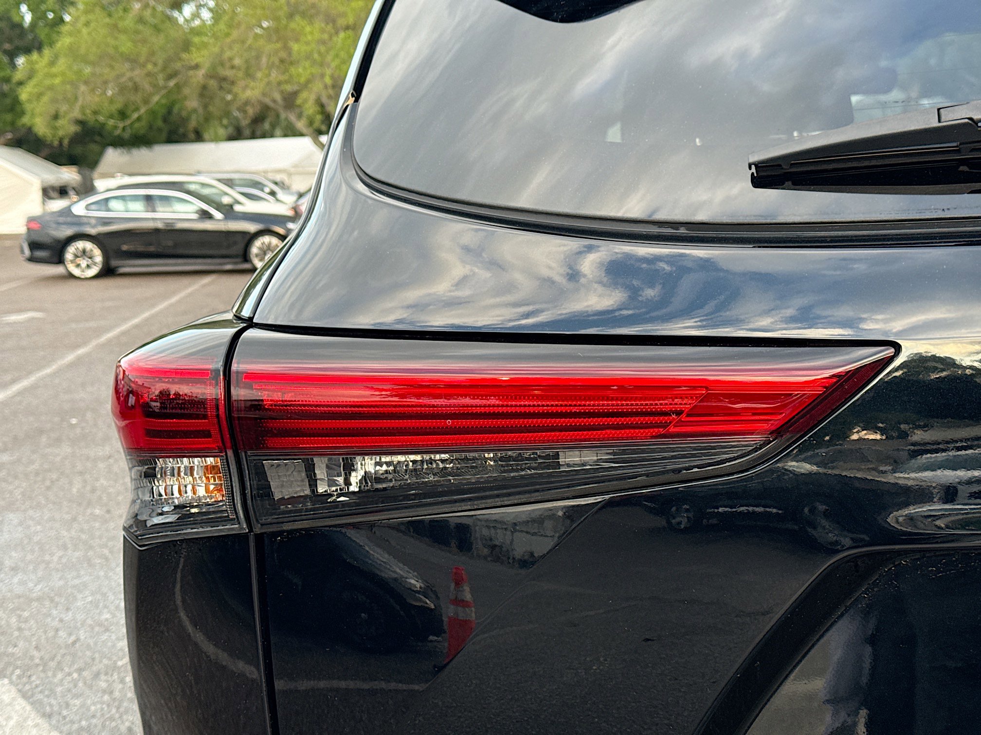 Used 2022 Toyota Highlander XSE image 10