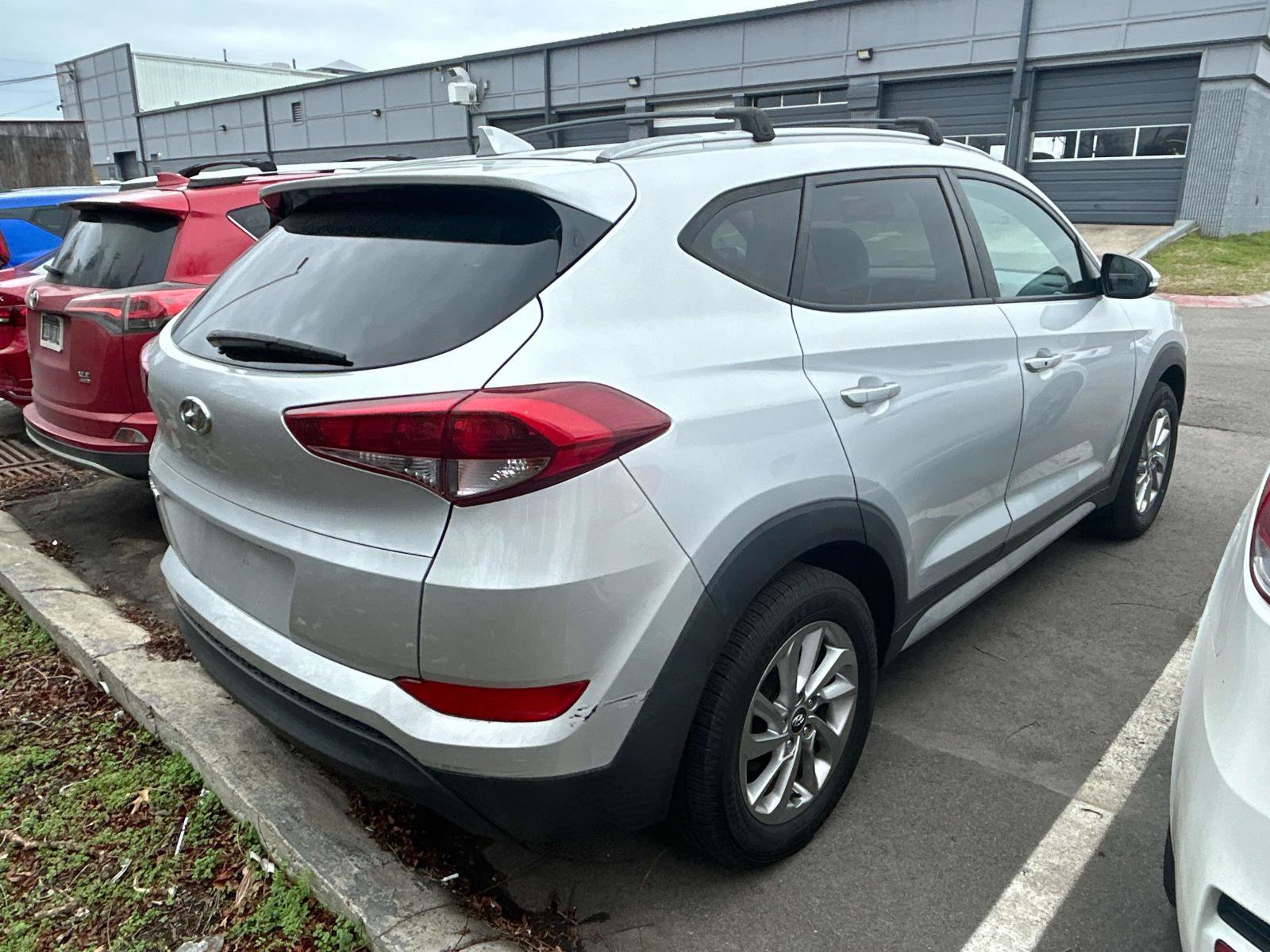 Used 2018 Hyundai Tucson SEL Plus image 2