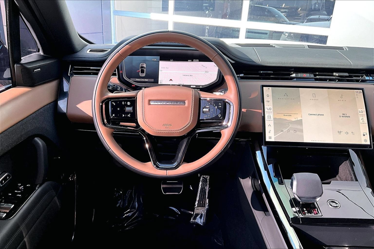 Certified 2025 Land Rover Range Rover Sport Dynamic SE AWD/4WD image 5