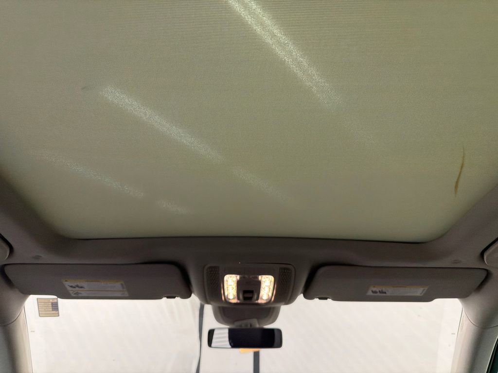 Used 2020 Mercedes-Benz GLE 350 4MATIC w/ Airmatic Package image 24