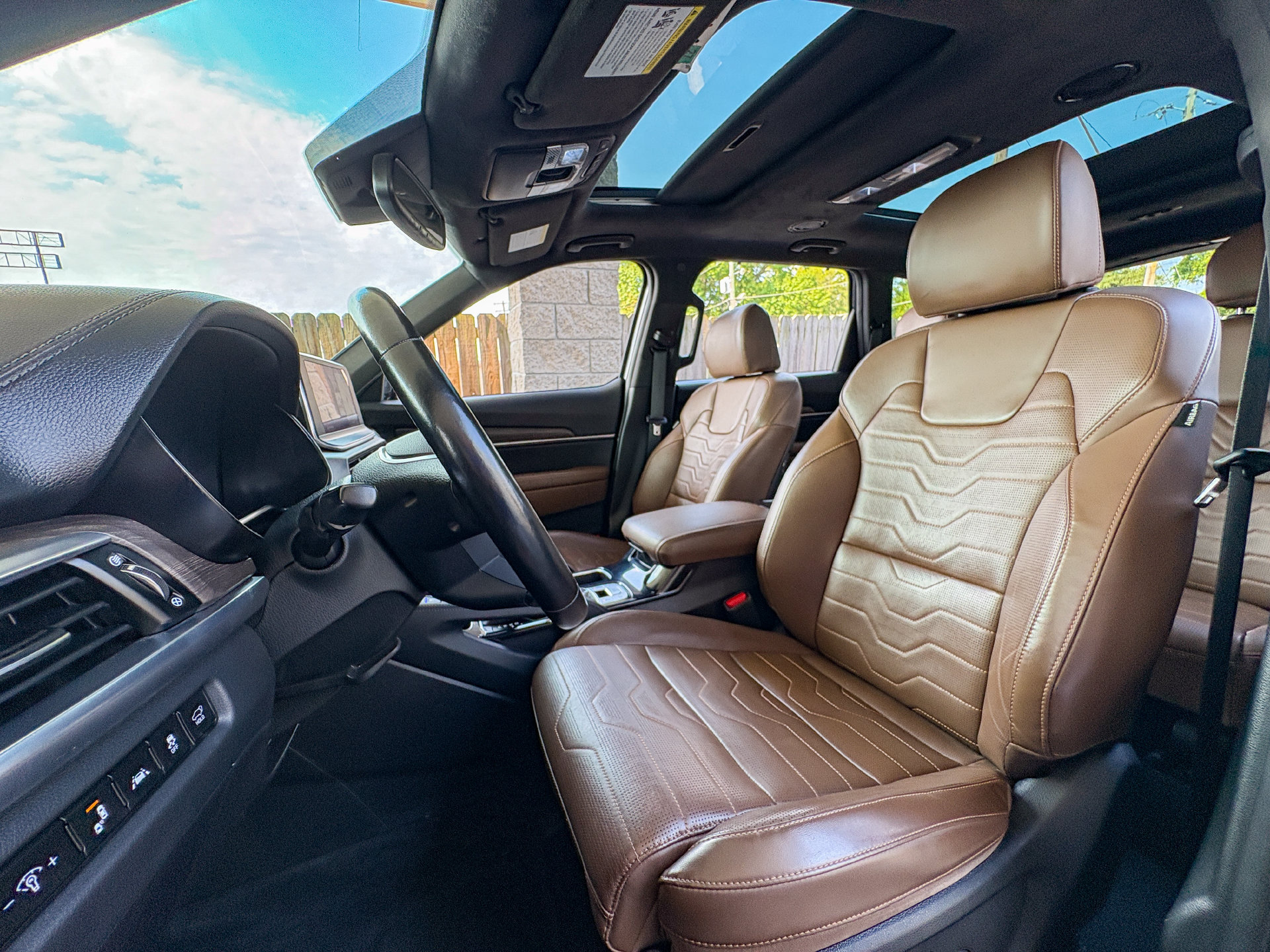 Used 2022 Kia Telluride SX w/ SX Prestige Package AWD/4WD image 23