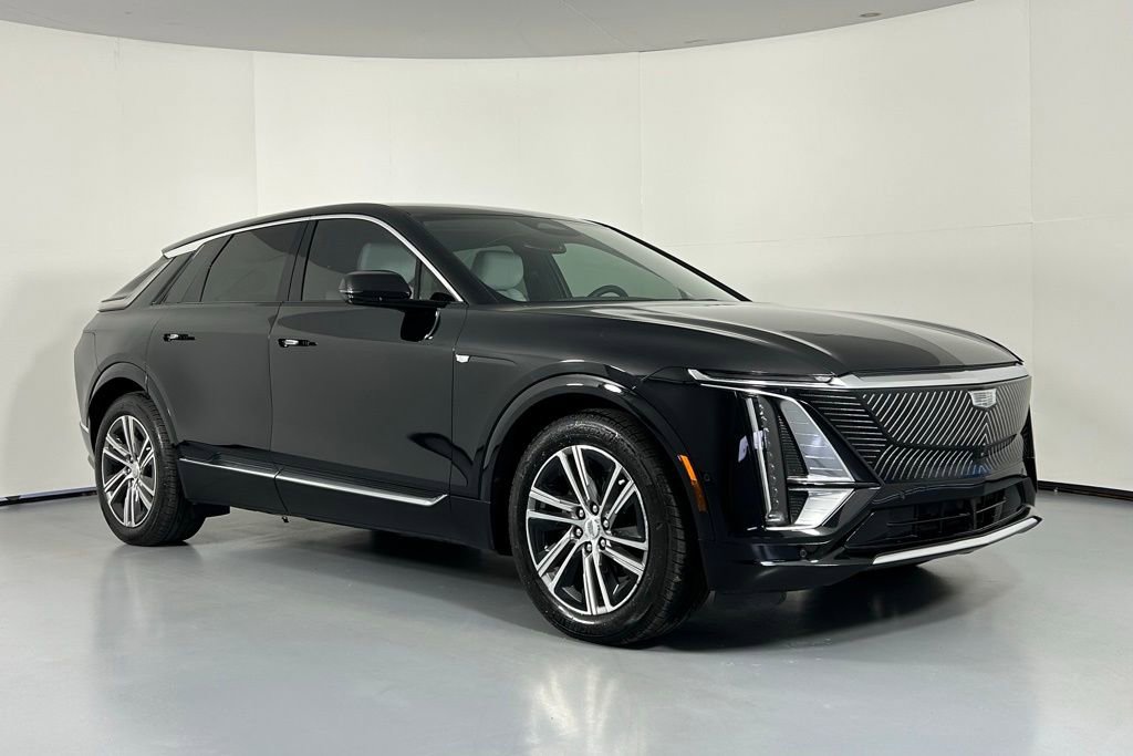 Used 2024 Cadillac Lyriq Luxury