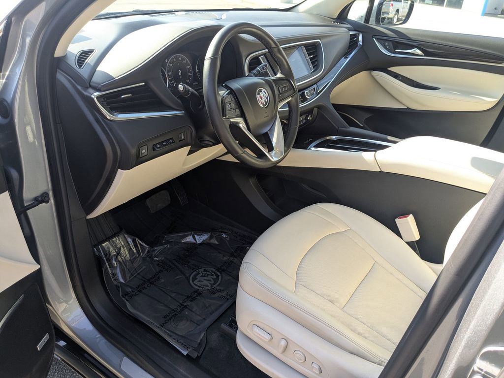 Used 2023 Buick Enclave Premium w/ Experience Buick Package FWD image 16