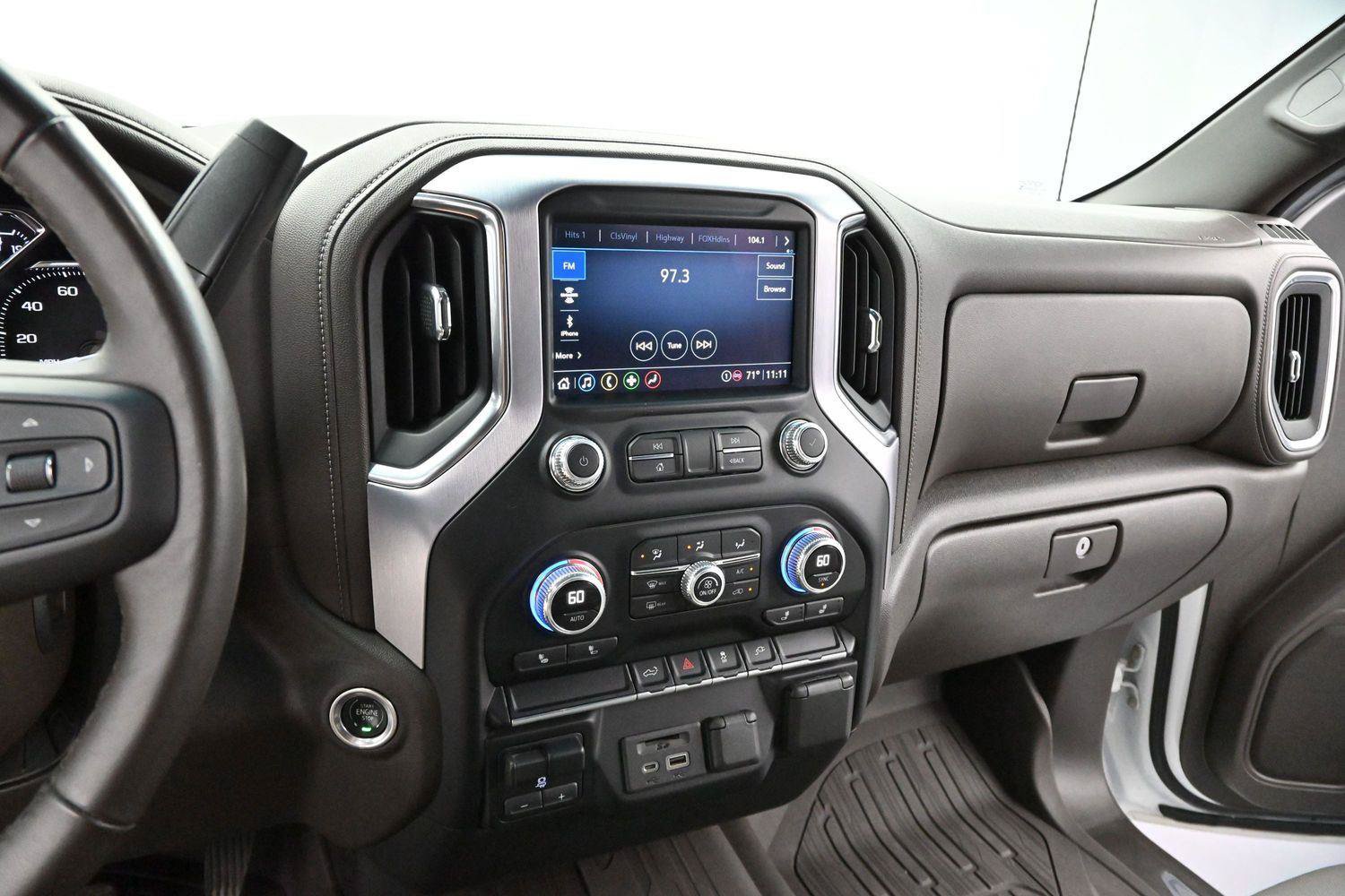 Used 2022 GMC Sierra 1500 SLT AWD/4WD image 18