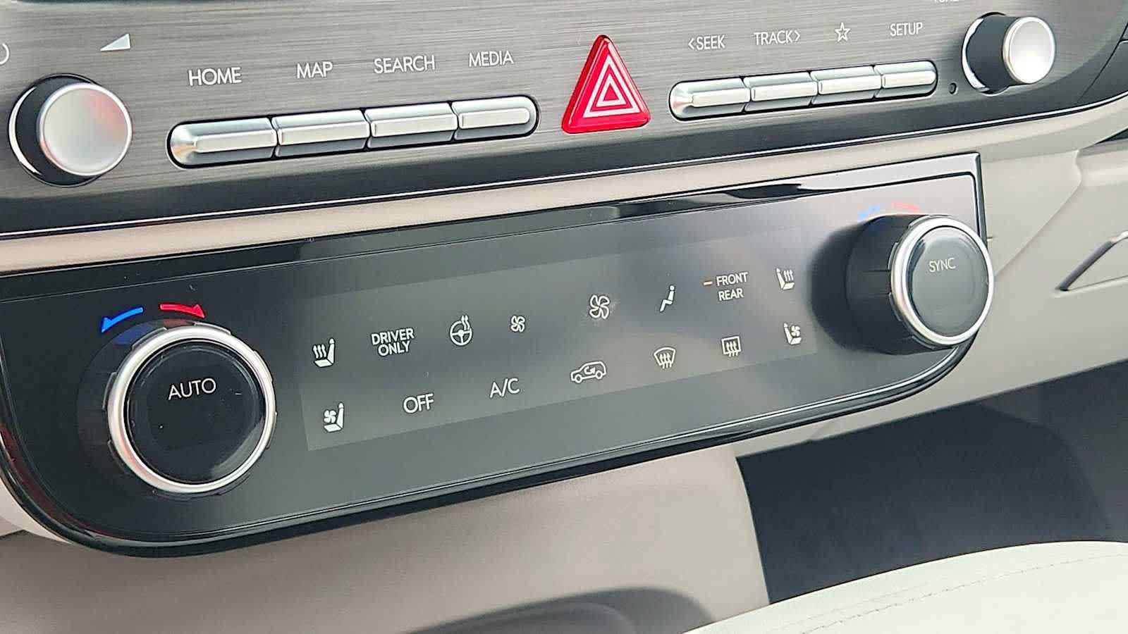 New 2026 Hyundai Palisade SEL Premium FWD image 22