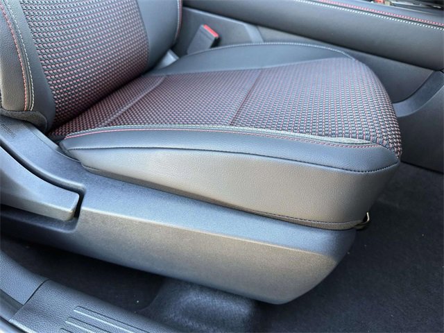 New 2026 Nissan Kicks SR image 9