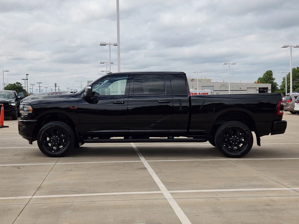 Used 2024 RAM 2500 Laramie w/ Night Edition AWD/4WD image 4