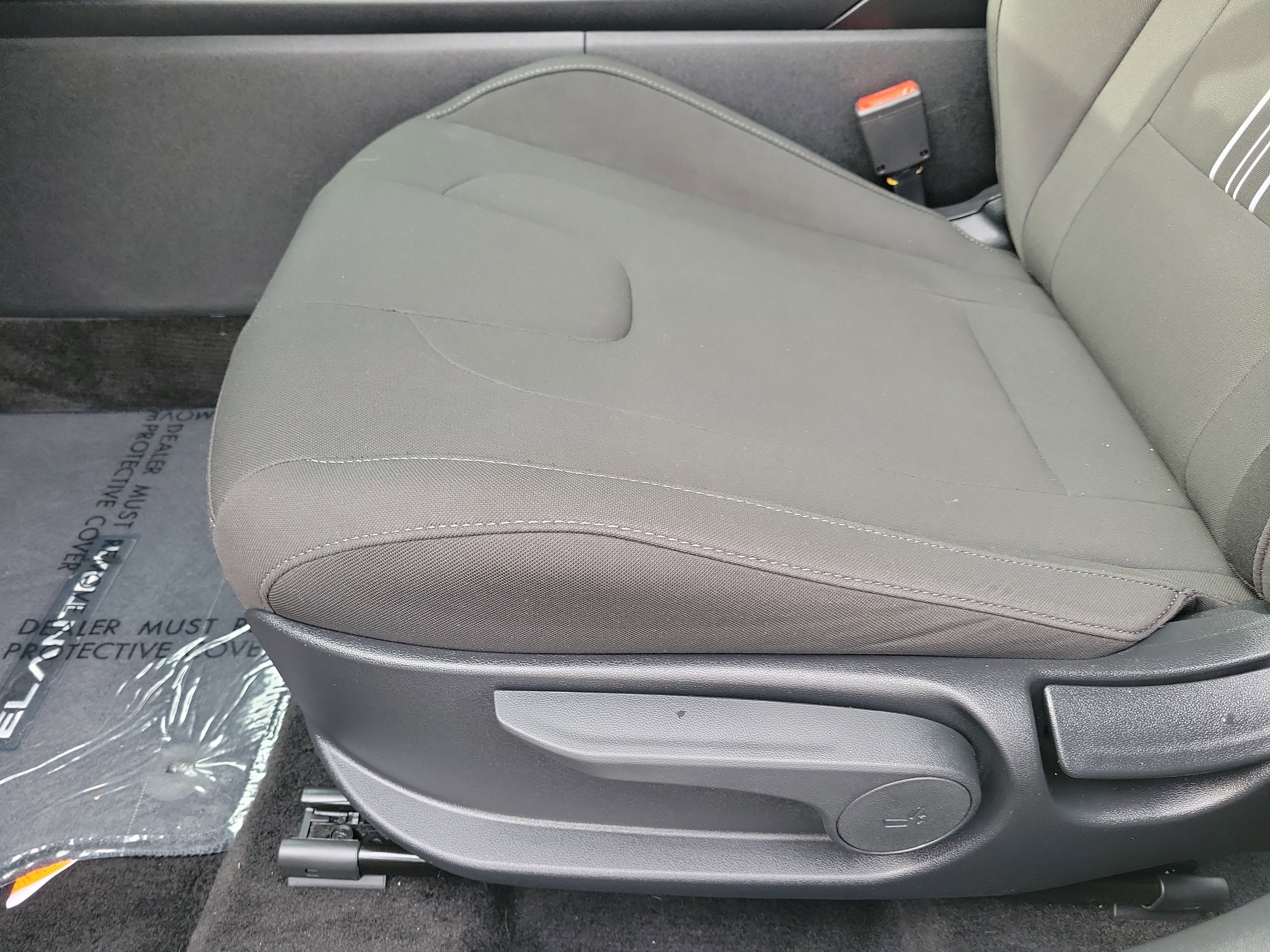 Certified 2025 Hyundai Elantra Sport FWD image 21