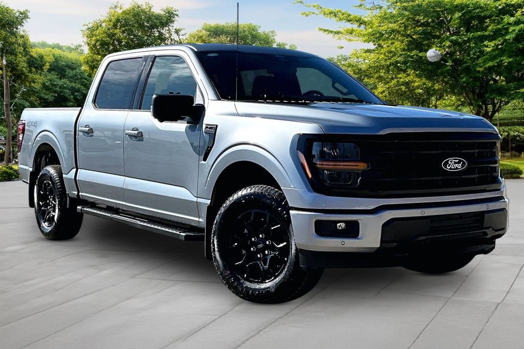 New 2026 Ford F150 XLT w/ Equipment Group 302A MID