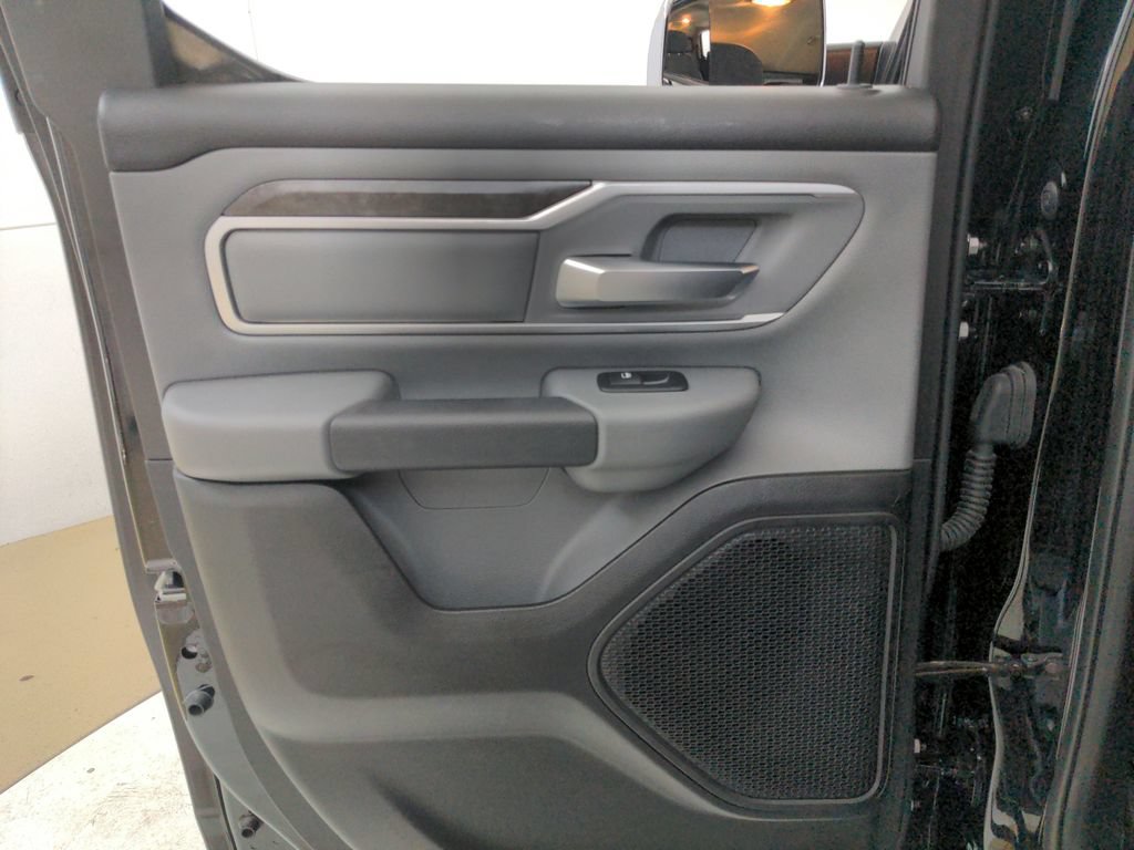 Used 2020 RAM 1500 Big Horn AWD/4WD image 24