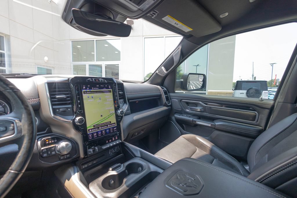 Used 2019 RAM 1500 Laramie AWD/4WD image 40