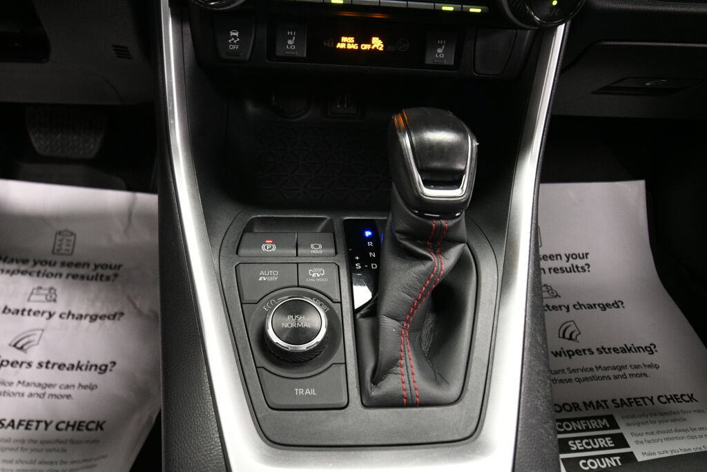 Certified 2023 Toyota RAV4 SE w/ Weather & Moonroof Package AWD/4WD image 17