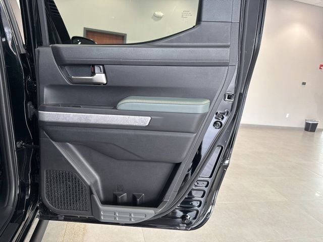 Used 2025 Toyota Tacoma Trailhunter image 44