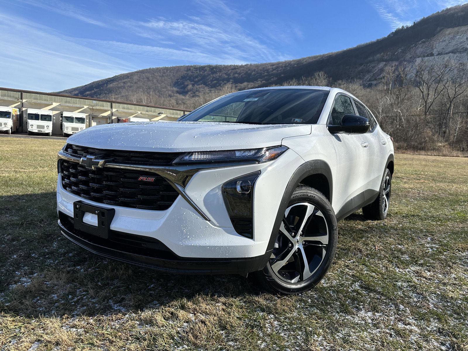 Used 2025 Chevrolet Trax RS w/ Driver Confidence Package image 1