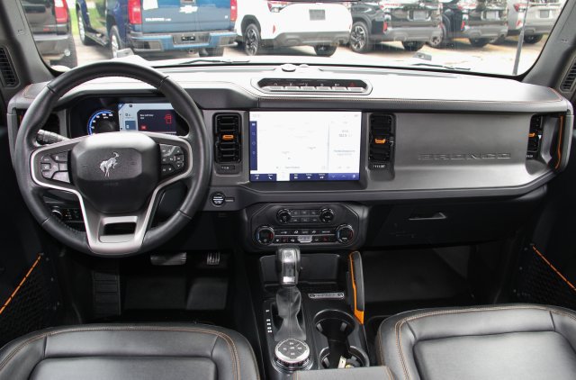 Used 2024 Ford Bronco Badlands AWD/4WD image 36