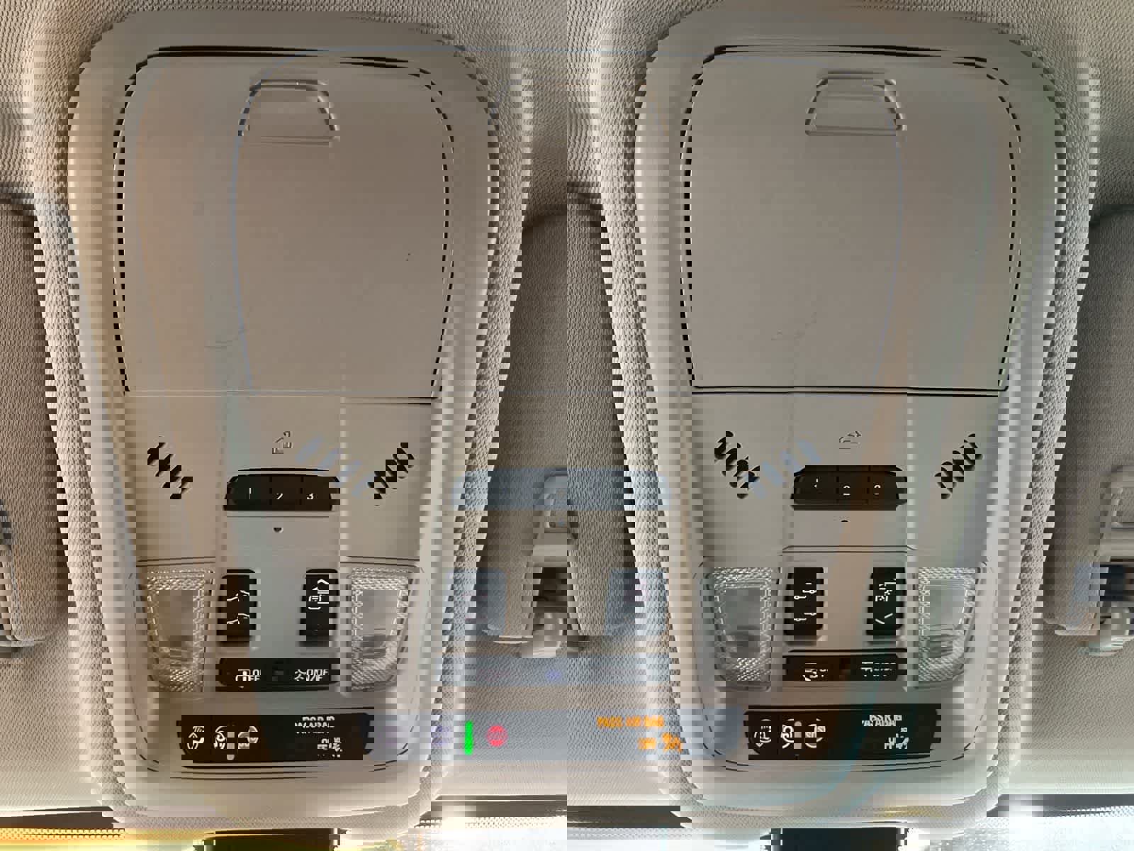 Used 2020 GMC Terrain SLT w/ Preferred Package image 24