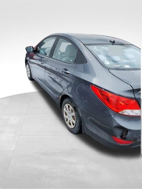 Used 2012 Hyundai Accent GLS image 7