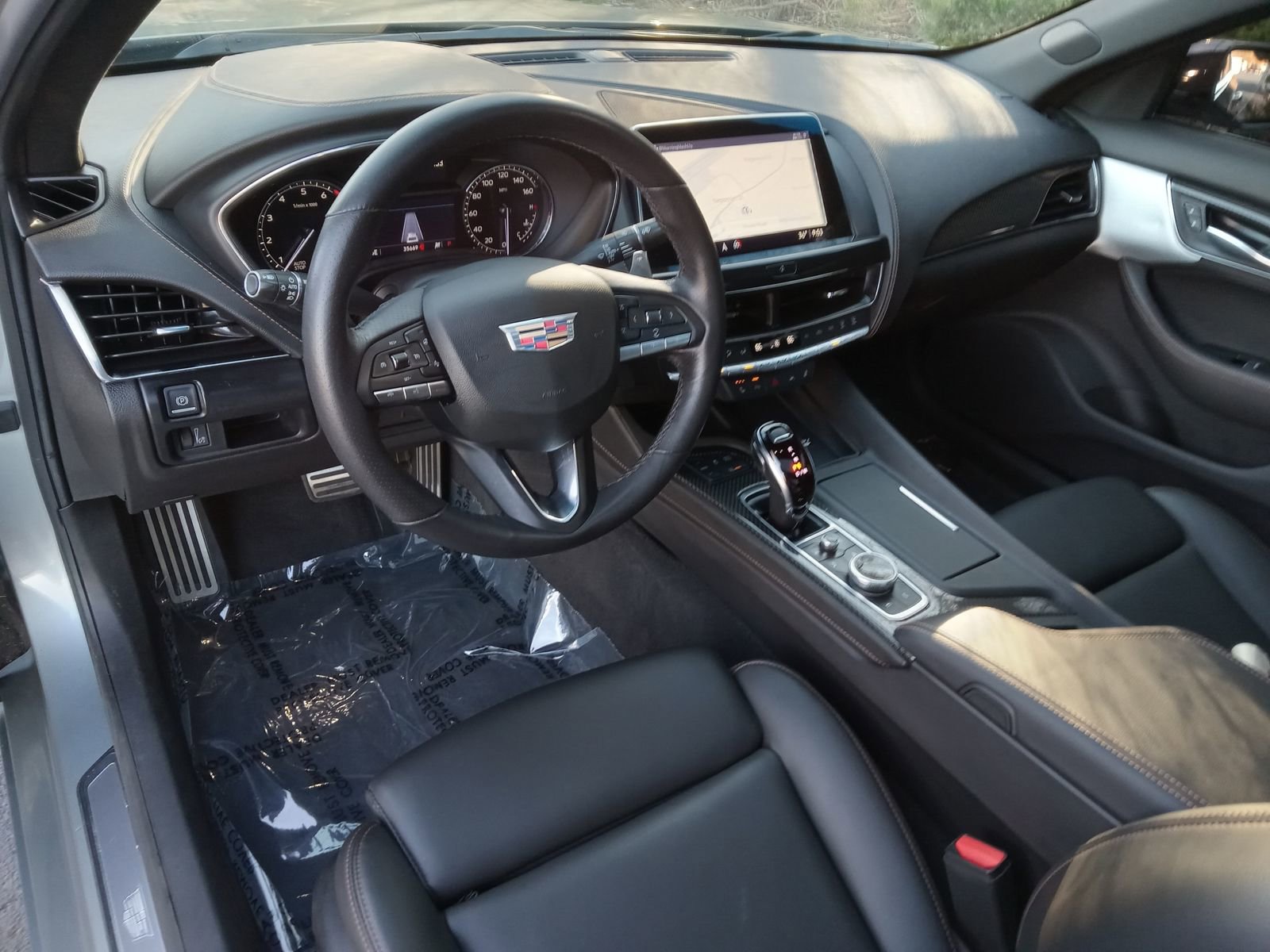 Certified 2023 Cadillac CT5 Sport w/ LPO, ONYX Package image 13