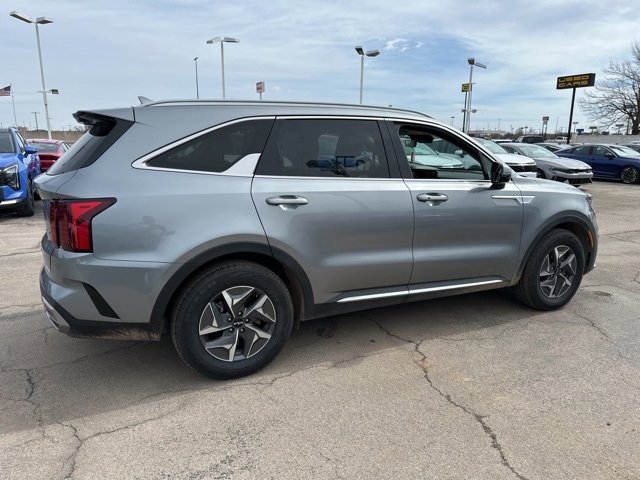 Certified 2022 Kia Sorento S image 17