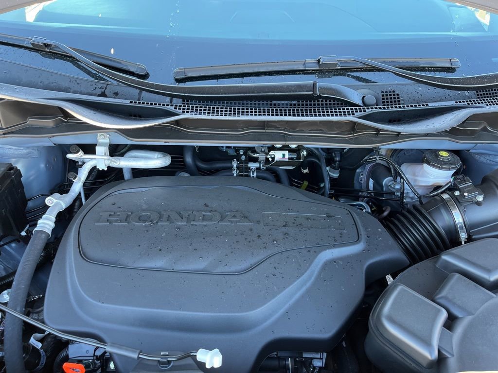 Used 2026 Honda Odyssey Elite image 14
