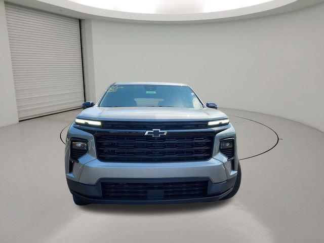 New 2026 Chevrolet Traverse LT w/ Midnight/Sport Edition FWD image 2