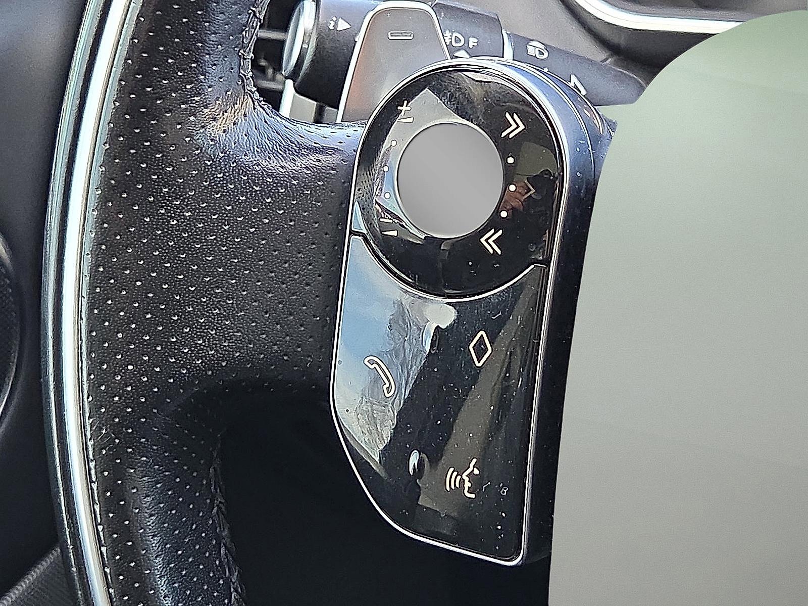 Used 2018 Land Rover Range Rover Sport Supercharged image 19