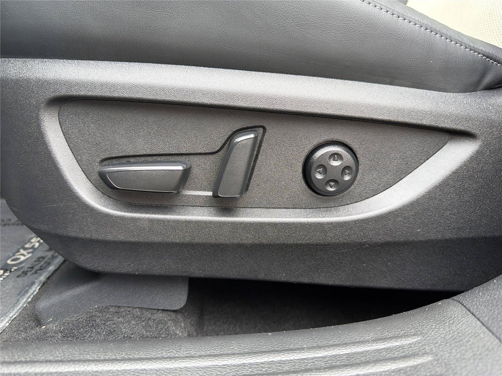 Used 2025 INFINITI QX55 Luxe w/ Cargo Package AWD/4WD image 25