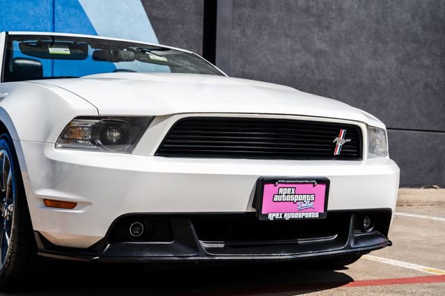 Used 2012 Ford Mustang GT Premium w/ Electronics Pkg RWD image 22