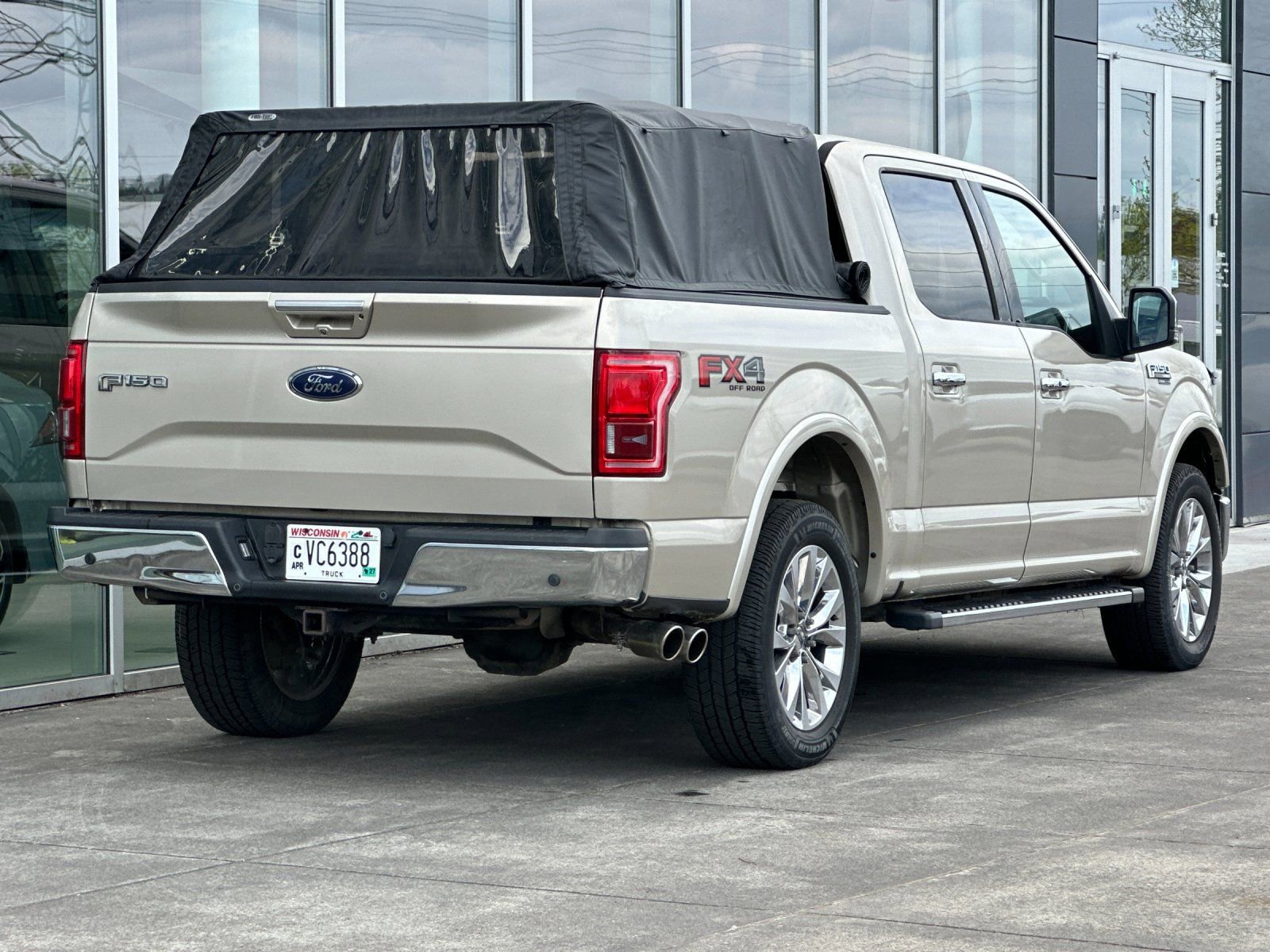 Used 2017 Ford F150 Lariat AWD/4WD image 3
