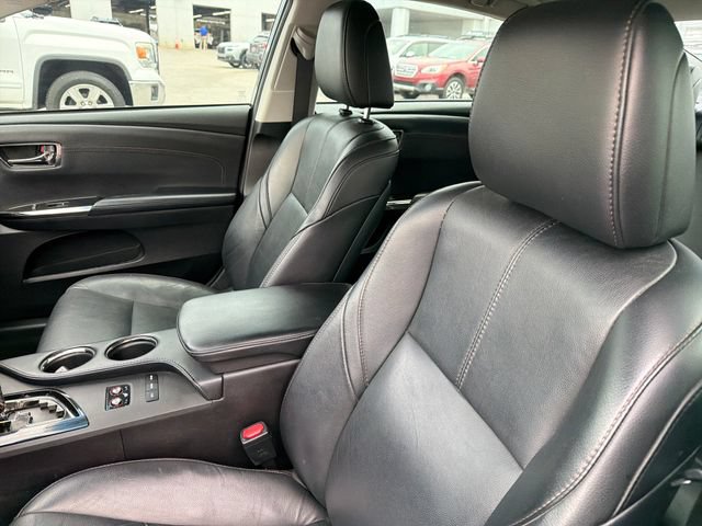 Used 2016 Toyota Avalon XLE FWD image 19