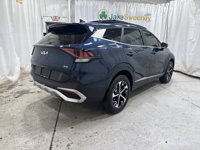 Certified 2024 Kia Sportage EX w/ EX Premium Package AWD/4WD image 16