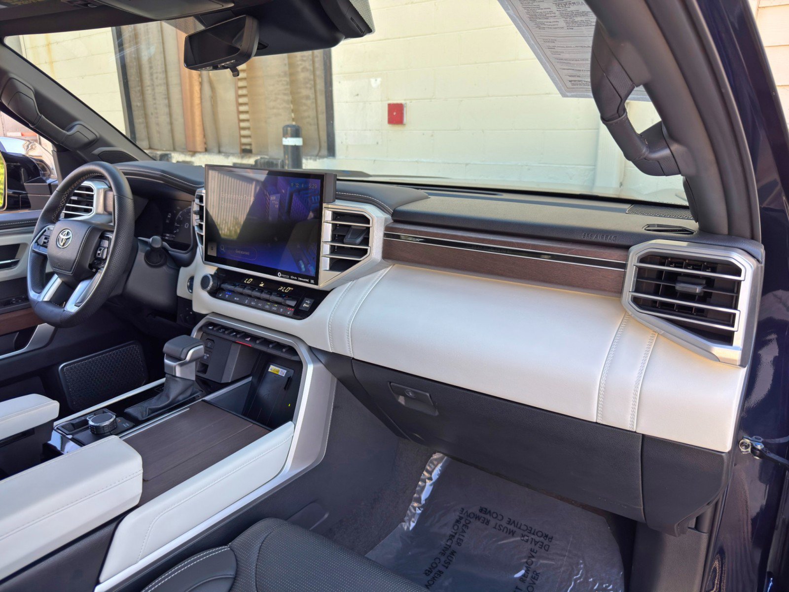 Used 2023 Toyota Tundra Capstone AWD/4WD image 15