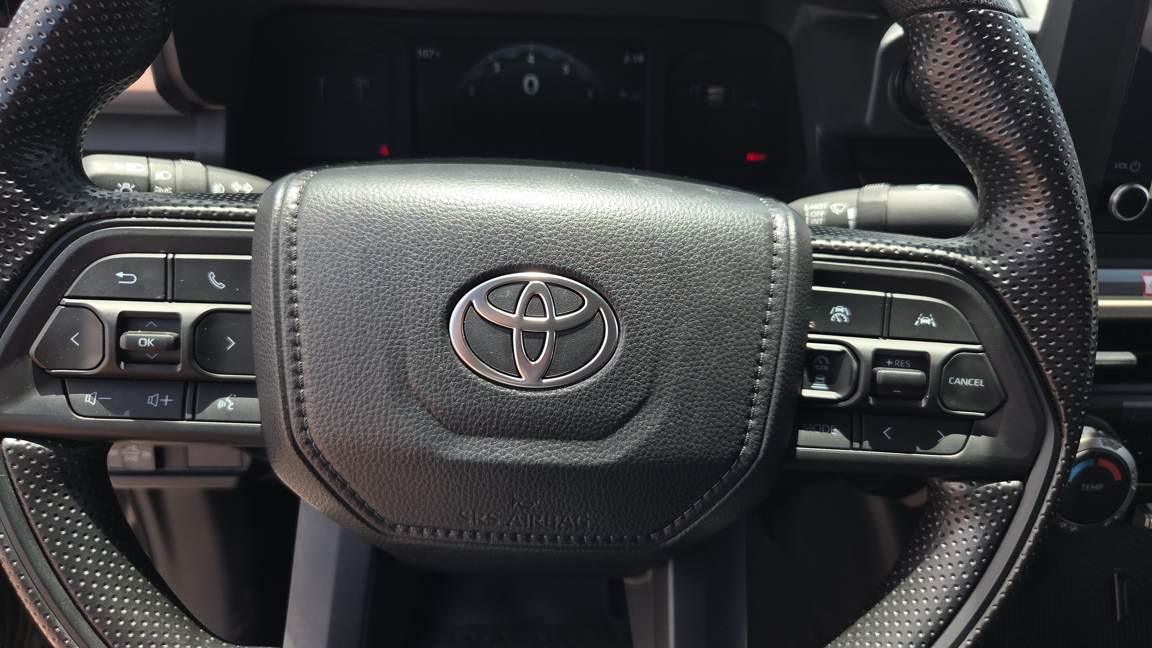 Certified 2026 Toyota Tacoma SR5 AWD/4WD image 18