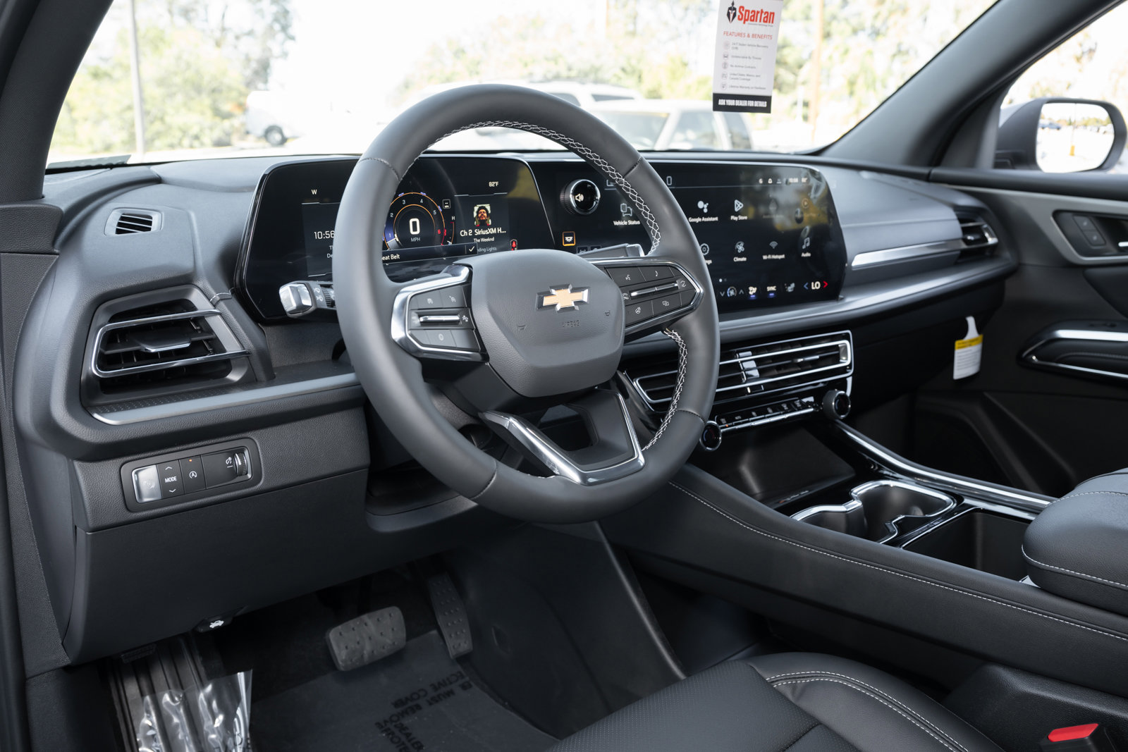 New 2026 Chevrolet Traverse LT image 13