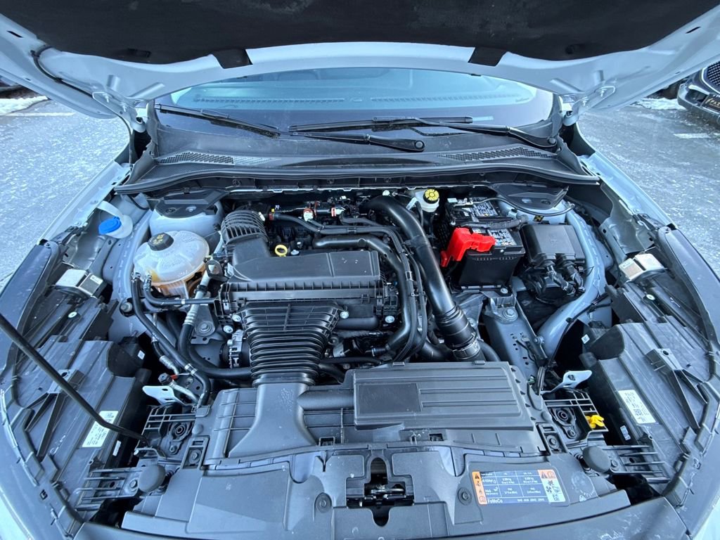 Used 2025 Ford Escape Platinum image 12