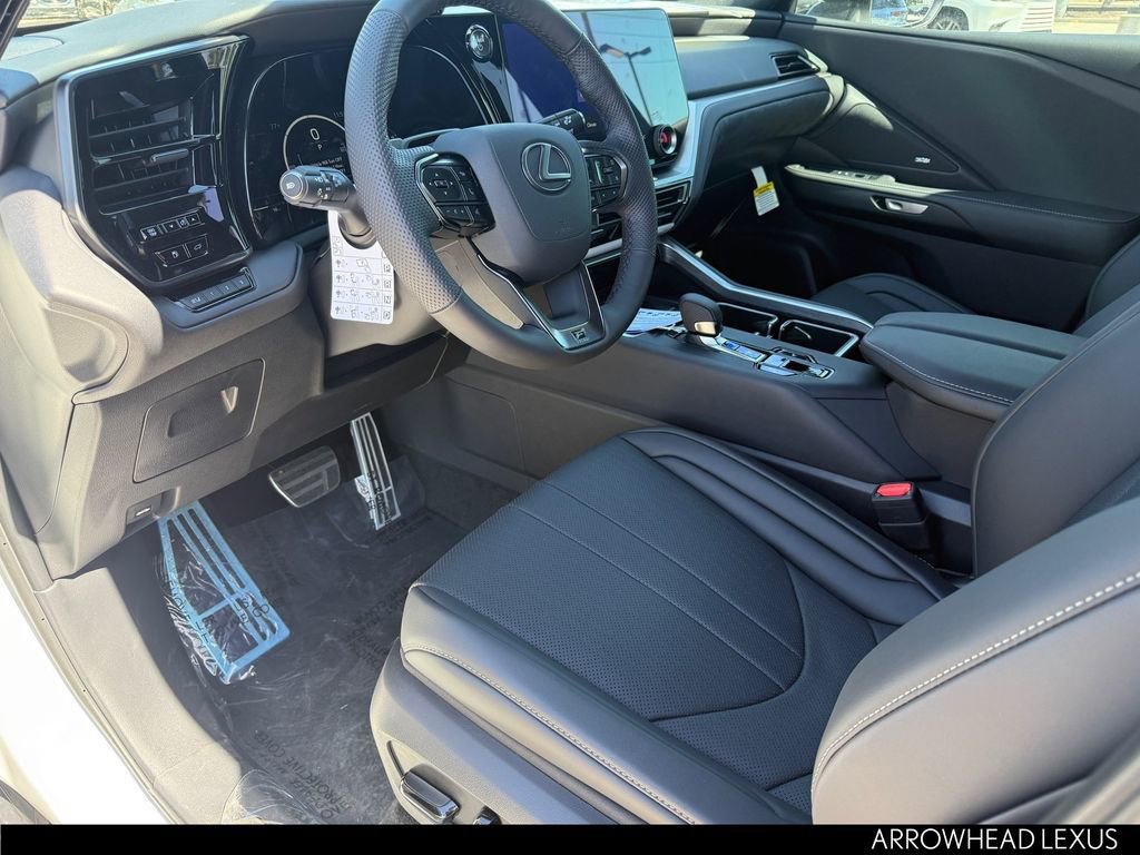 New 2026 Lexus TX 500h AWD image 12