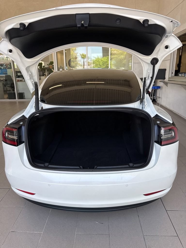 Used 2022 Tesla Model 3 Standard Range RWD image 11