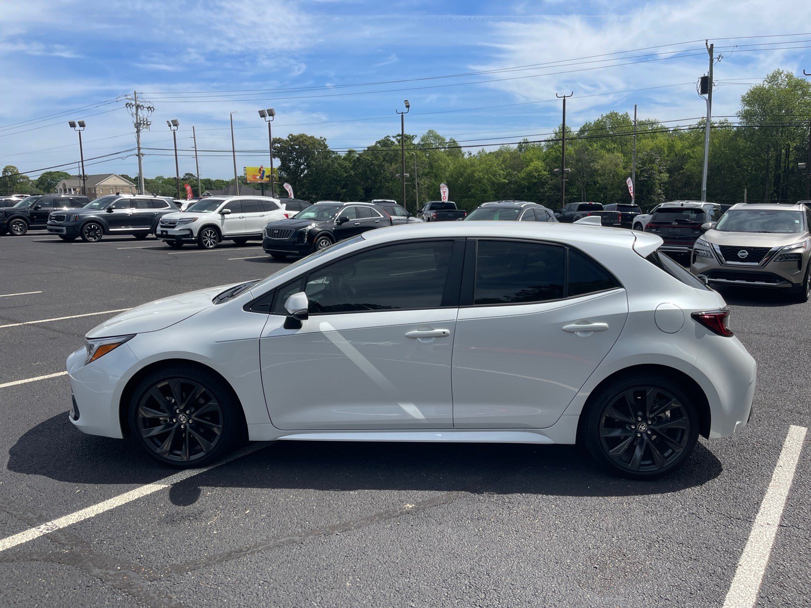 Used 2025 Toyota Corolla XSE FWD image 13