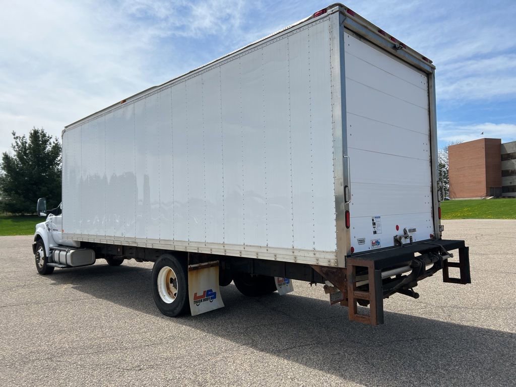 Used 2016 Ford F650 2WD Regular Cab Super Duty image 4