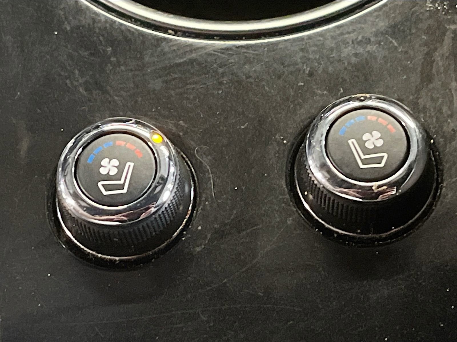 Used 2023 Nissan Maxima SR w/ Sport Mat Group image 21