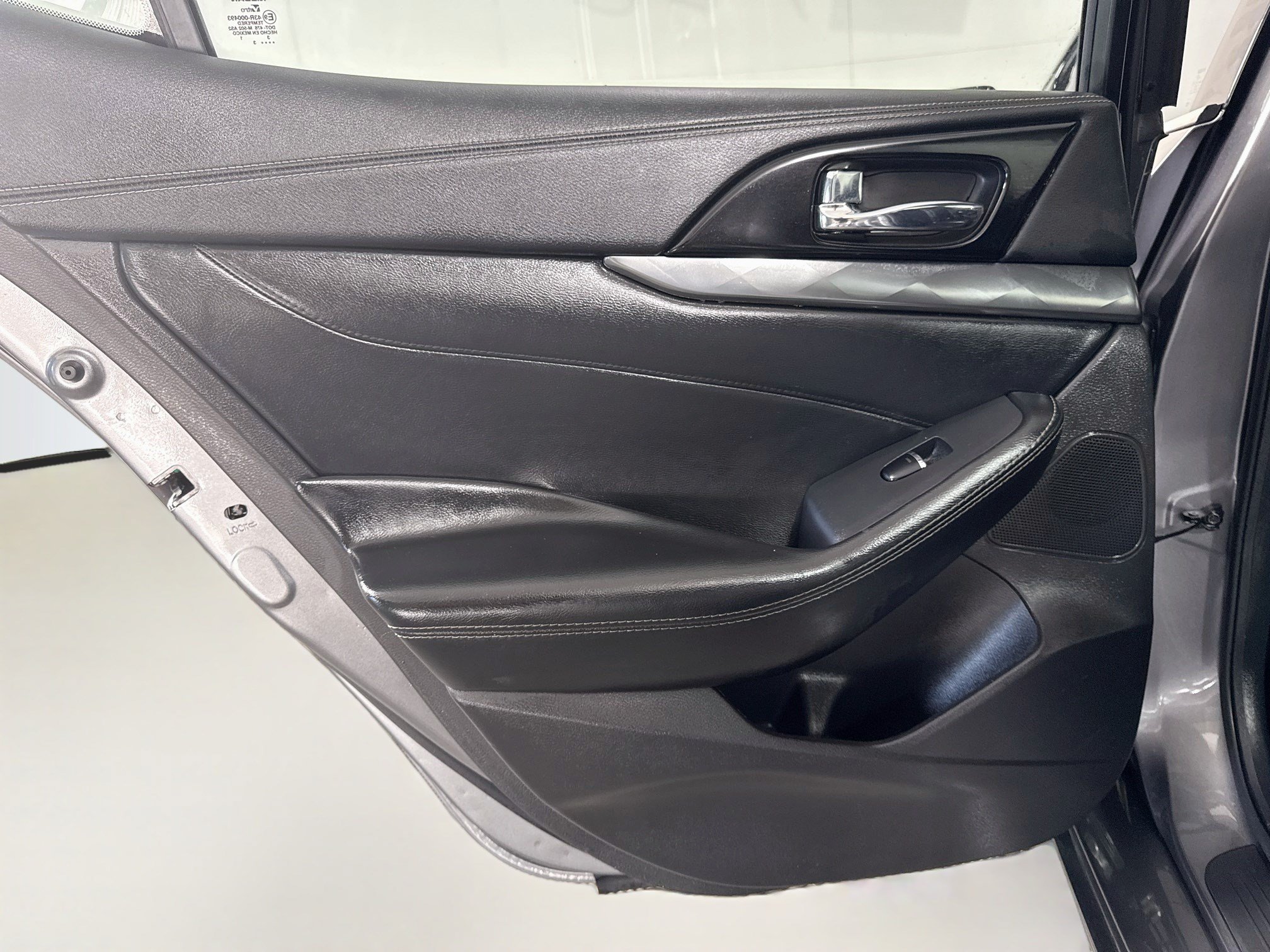 Used 2023 Nissan Maxima SV w/ Floor Mat Group FWD image 26