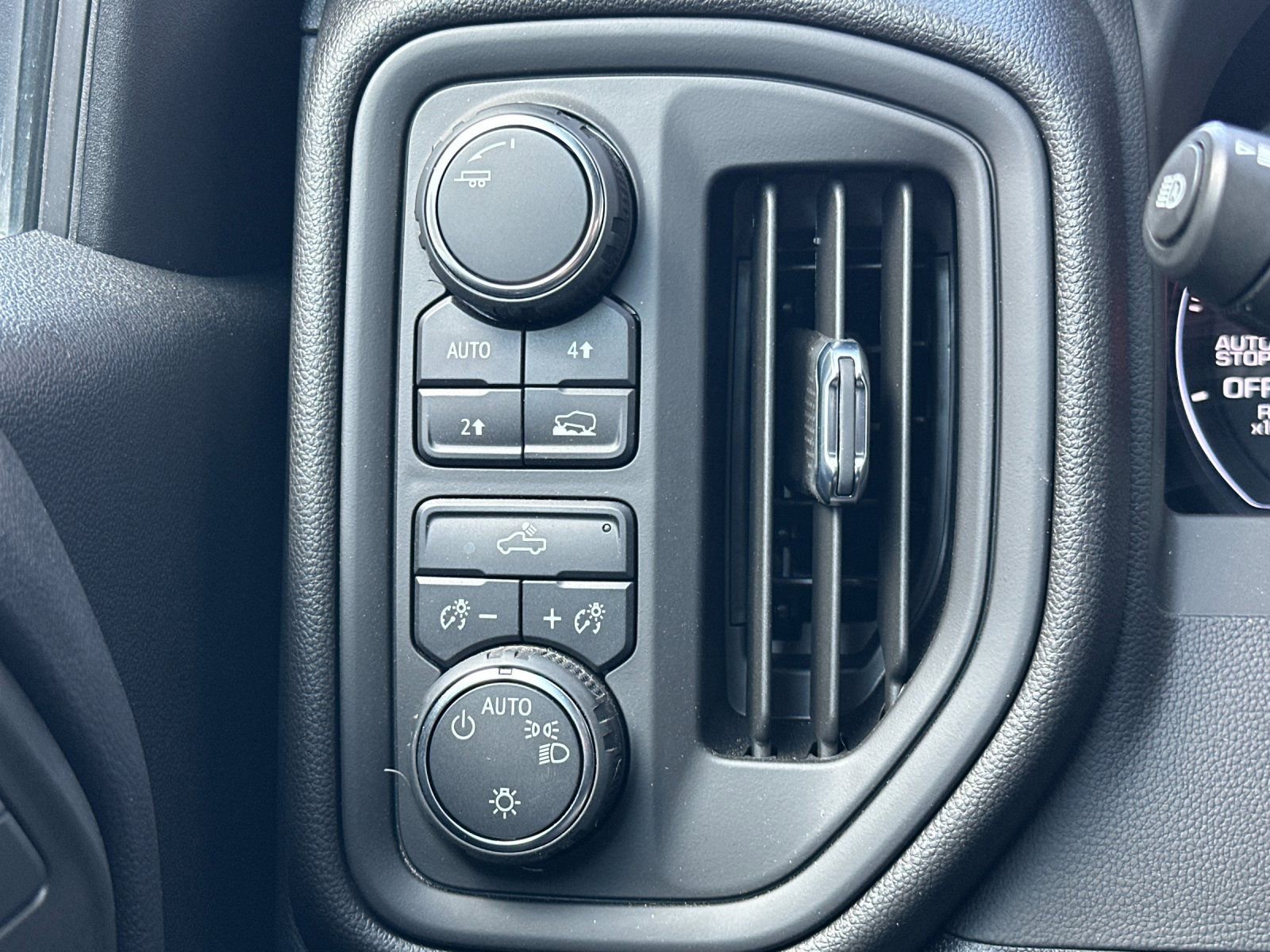 Used 2024 Chevrolet Silverado 1500 Custom w/ Rally Edition image 30