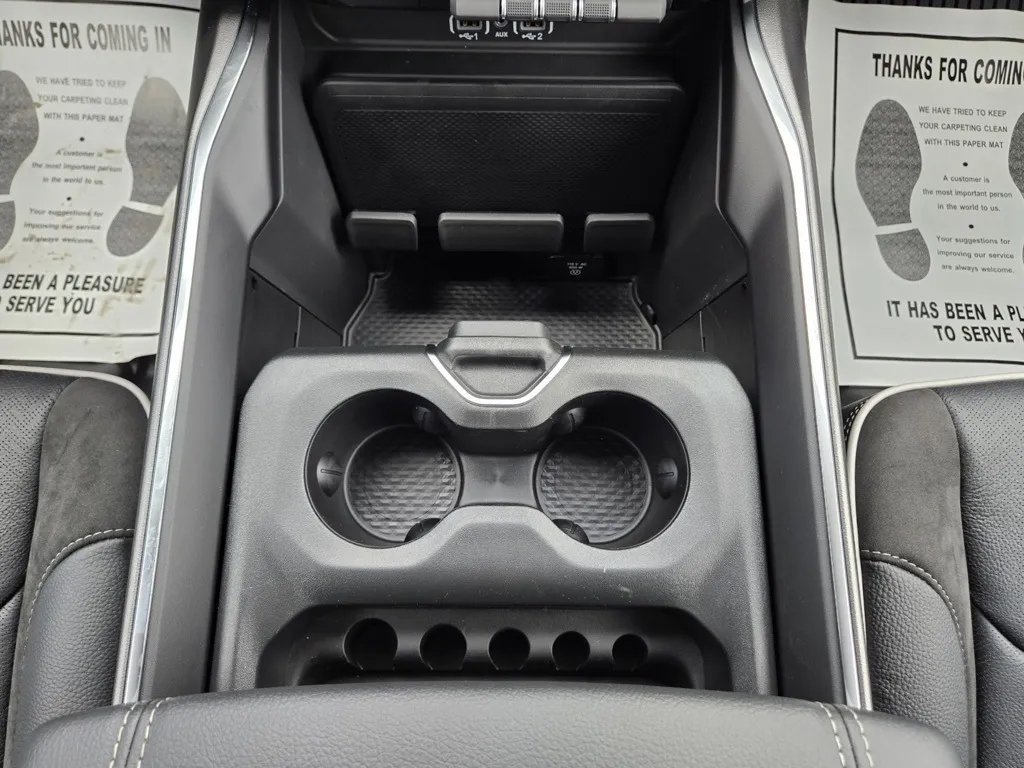 New 2026 RAM 1500 Laramie AWD/4WD image 24
