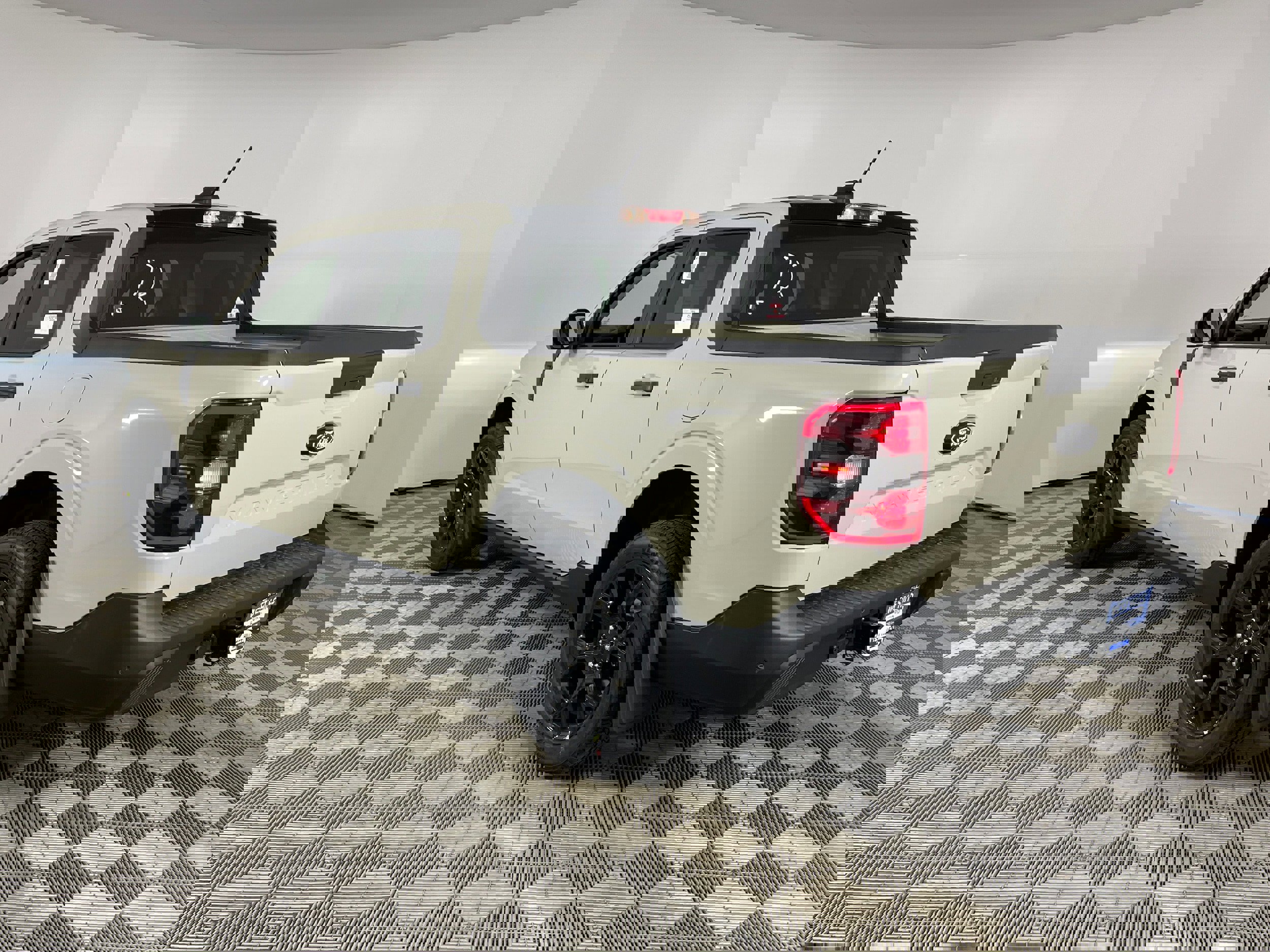 New 2025 Ford Maverick XLT w/ Black Appearance Package image 5