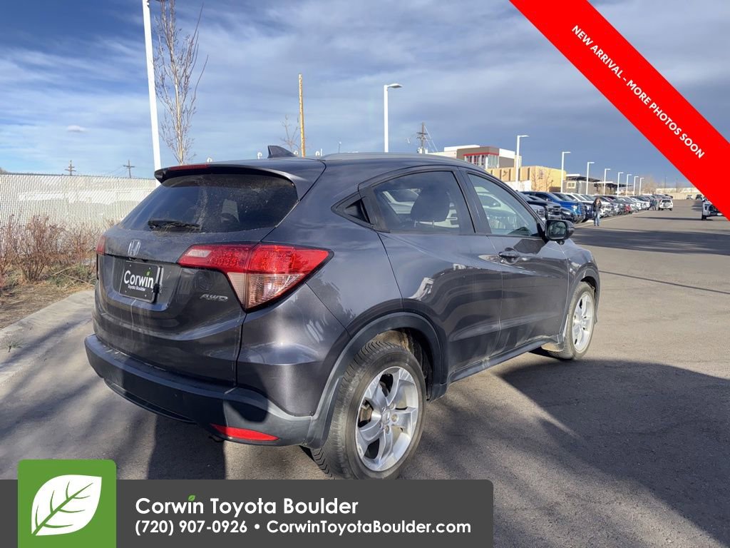 Used 2017 Honda HR-V EX-L image 7