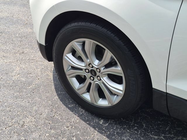 Used 2023 Ford Edge Titanium AWD/4WD image 22