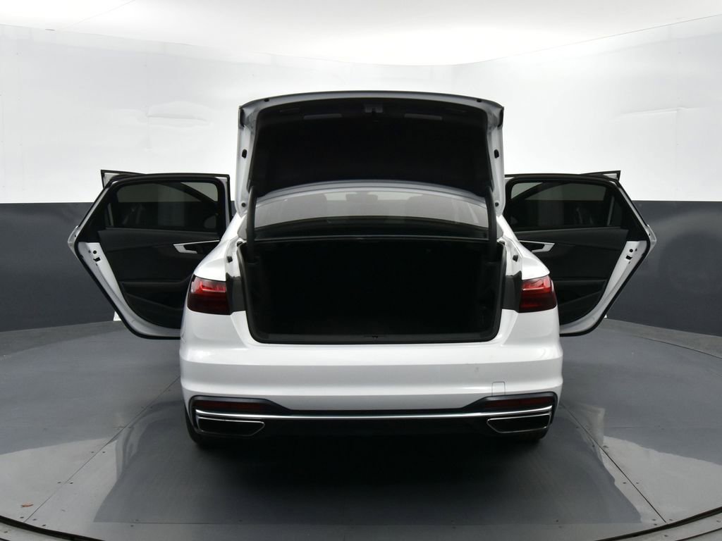 Used 2020 Audi A4 2.0T Premium w/ Convenience Package image 34